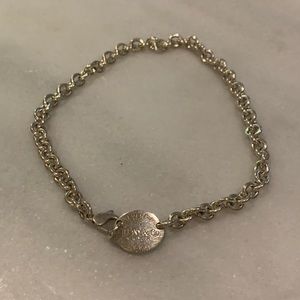 Tiffany and Co. Signature necklace choker